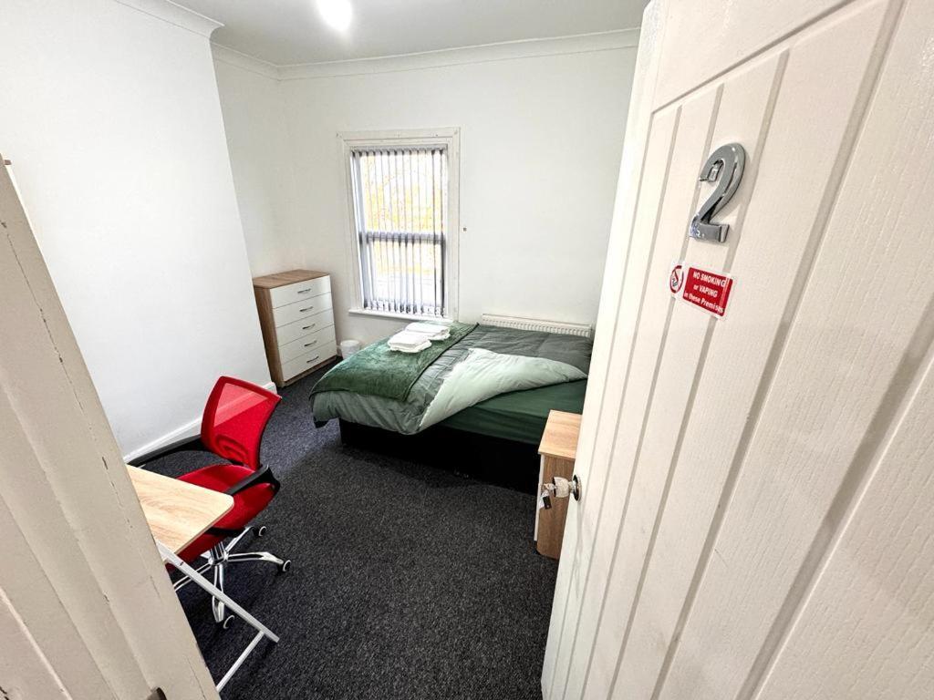 Three Rose Manor At Warwick Road Near Birmingham Airport Hotel Luaran gambar