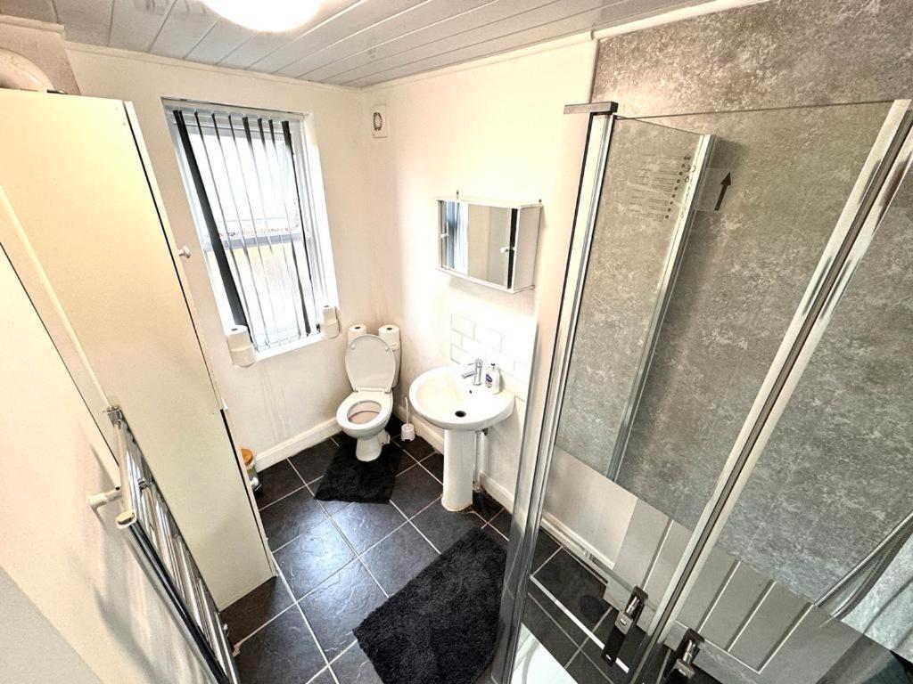 Three Rose Manor At Warwick Road Near Birmingham Airport Hotel Luaran gambar