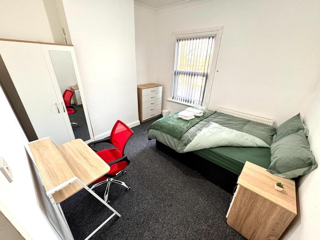 Three Rose Manor At Warwick Road Near Birmingham Airport Hotel Luaran gambar